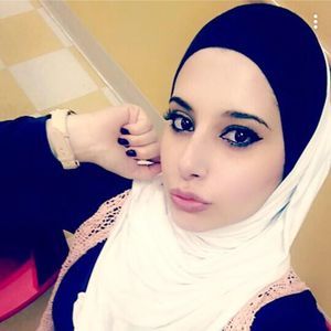 Meet your Posher, Hla